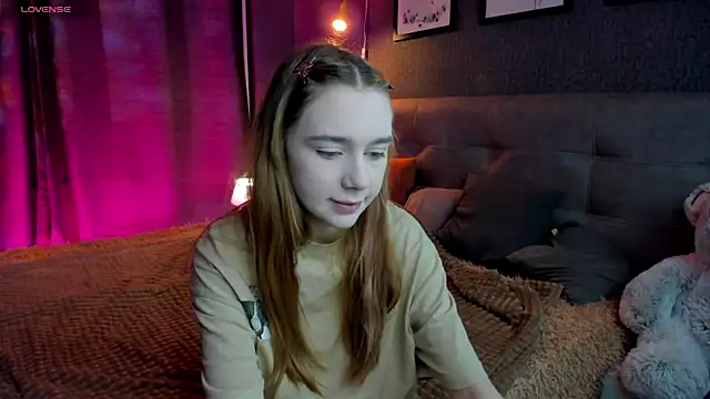 Lesi Moonie01 online show from 11-14-25, 09:35