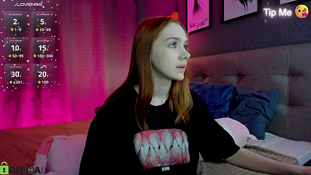 Lesi Moonie01 online show from 04-14-26, 09:03