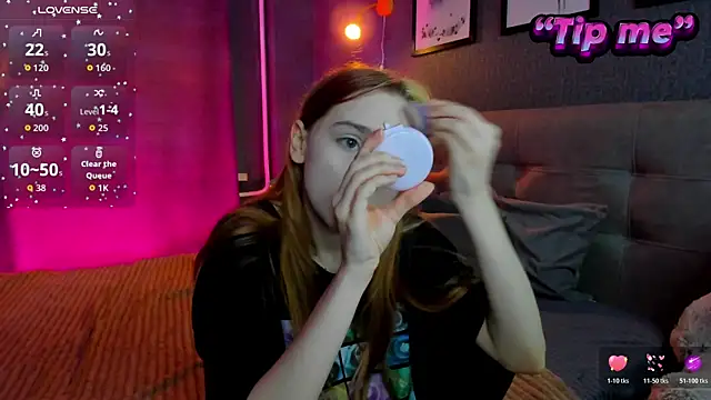 Lesi Moonie01 online show from 10-24-25, 08:02