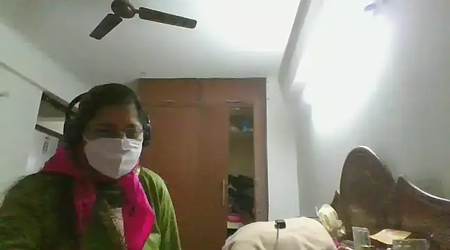 cutiecatty21 online show from 12-04-24, 02:09