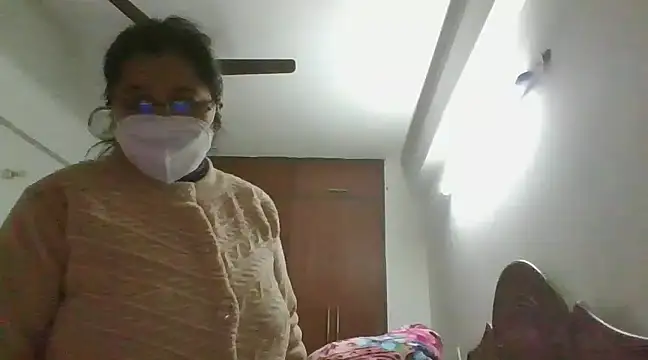 cutiecatty21 online show from 12-14-24, 02:42