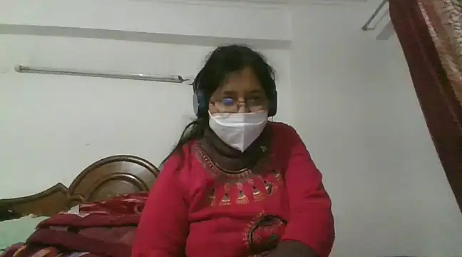 cutiecatty21 online show from 12-31-24, 04:57