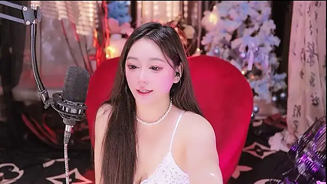 Missy Nana21 online show from 10-04-25, 03:57