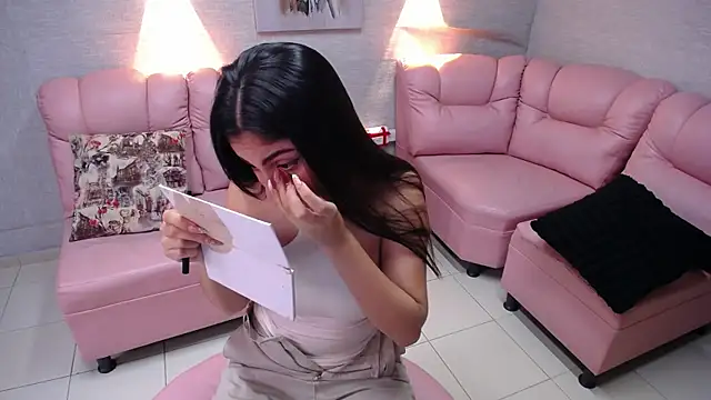 Alaya cute online show from 10-06-25, 09:37