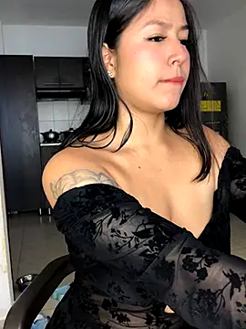 EmmaRossem online show from 10-27-25, 07:04