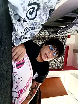 SHARLOTTE MORGAN online show from 11-23-25, 03:38