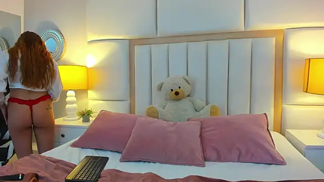 Snapshot of AmbarSantany chatting on 03-19-25, 03:08 AmbarSantany online show from 03-19-25, 03:08