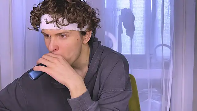 alyx garden online show from 03-26-26, 09:51