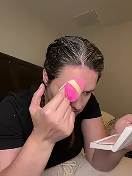 Kinkbitch25 online show from 06-15-26, 01:11