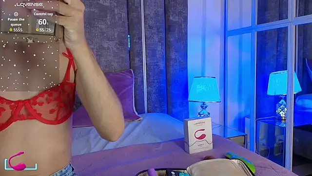 MaxiRogers online show from 11-20-25, 11:33