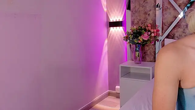 MaxiRogers online show from 01-09-26, 10:33