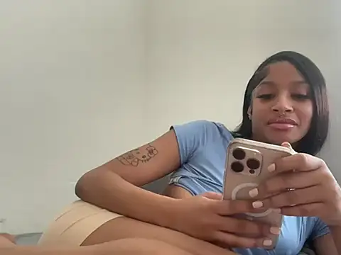 Snapshot of shandiloveslemonss chatting on 10-03-25, 08:10 shandiloveslemonss online show from 10-03-25, 08:10