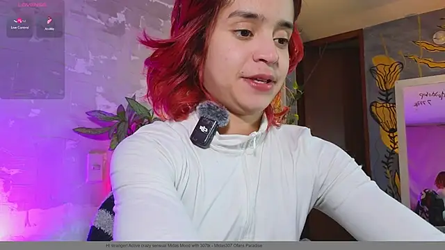 Snapshot of midas307k_ chatting on 02-25-25, 11:37 midas307k online show from 02-25-25, 11:37