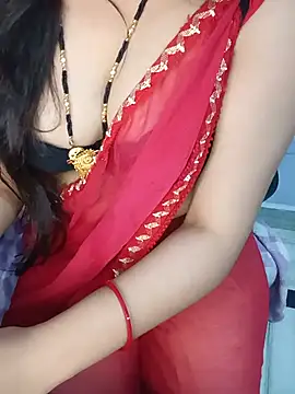 Snapshot of Sweetyi chatting on 05-21-26, 04:10 Sweetyi online show from 05-21-26, 04:10