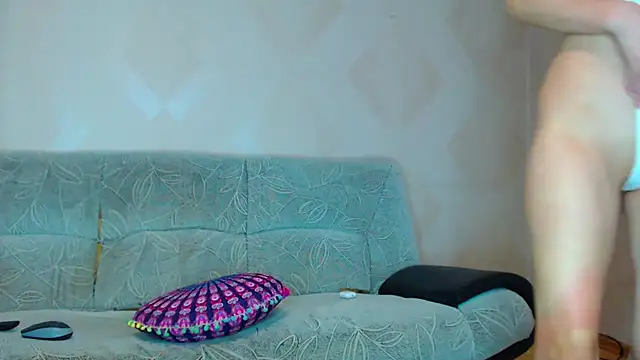 LeggyLover90 online show from 02-12-26, 04:07