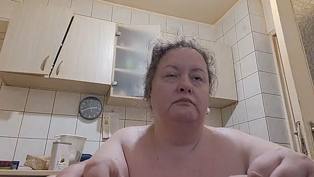 Snapshot of melissaBlessing chatting on 05-05-26, 11:41 melissaBlessing online show from 05-05-26, 11:41