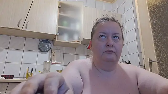 Snapshot of melissaBlessing chatting on 06-07-26, 01:11 melissaBlessing online show from 06-07-26, 01:11