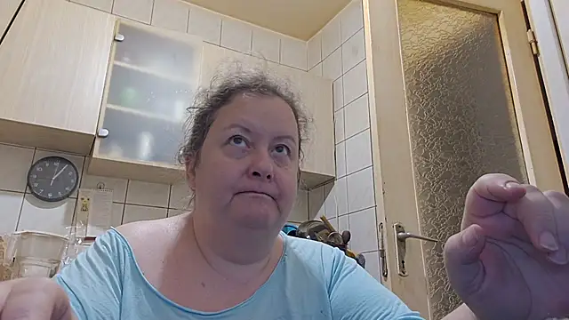 Snapshot of melissaBlessing chatting on 04-21-26, 10:05 melissaBlessing online show from 04-21-26, 10:05