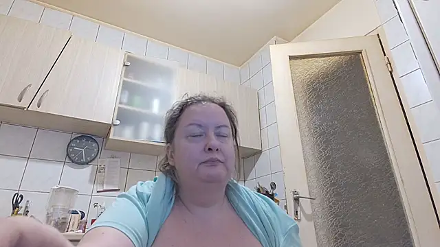 Snapshot of melissaBlessing chatting on 03-07-25, 05:29 melissaBlessing online show from 03-07-25, 05:29