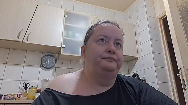Snapshot of melissaBlessing chatting on 01-08-26, 03:34 melissaBlessing online show from 01-08-26, 03:34