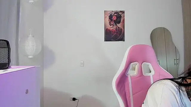 HollyHudsonn online show from 03-12-25, 04:35