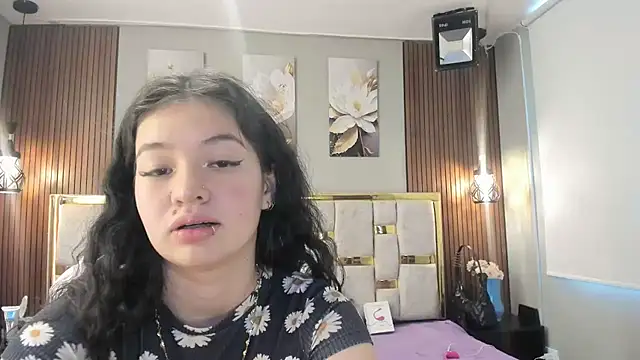 lilimini032 online show from 07-16-26, 08:39