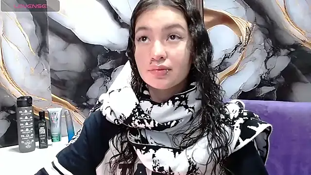 lilimini032 online show from 07-15-26, 09:22