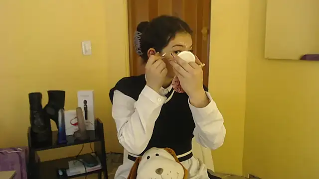 lilimini032 online show from 09-17-25, 07:27