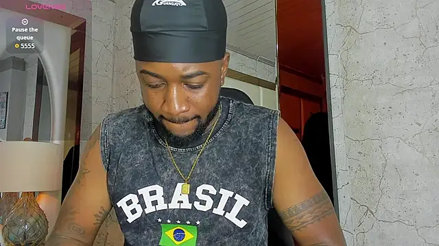 Drake Nassir4 online show from 11-20-25, 02:40