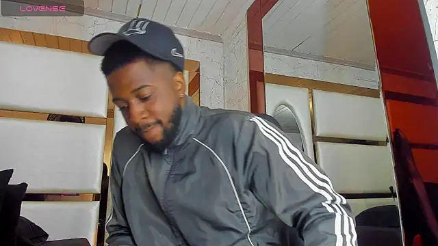 Drake Nassir4 online show from 11-14-25, 02:10