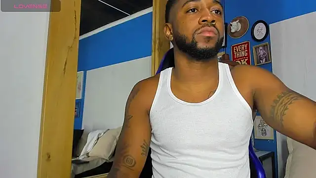 Snapshot of Drake_Nassir4 chatting on 09-28-25, 04:14 Drake Nassir4 online show from 09-28-25, 04:14