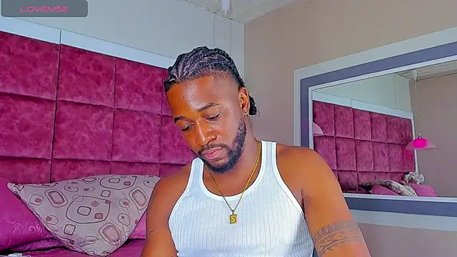 Snapshot of Drake_Nassir4 chatting on 02-10-25, 03:13 Drake Nassir4 online show from 02-10-25, 03:13