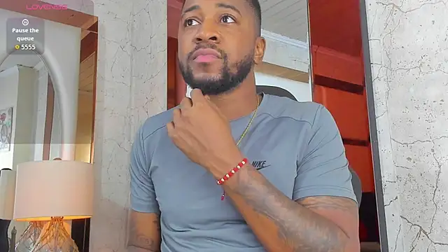 Snapshot of Drake_Nassir4 chatting on 02-09-26, 02:15 Drake Nassir4 online show from 02-09-26, 02:15