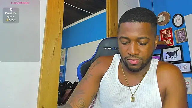 Snapshot of Drake_Nassir4 chatting on 03-15-25, 10:24 Drake Nassir4 online show from 03-15-25, 10:24