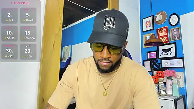 Drake Nassir4 online show from 10-27-25, 09:16