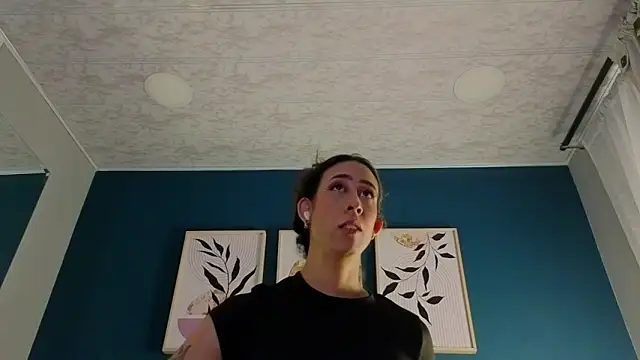 GabyPetit online show from 10-23-25, 07:56