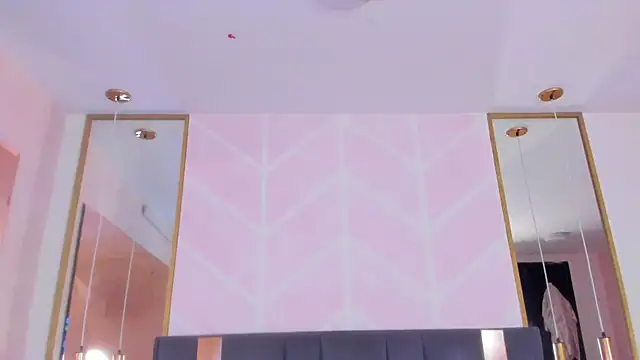 GabyPetit online show from 11-12-25, 07:51