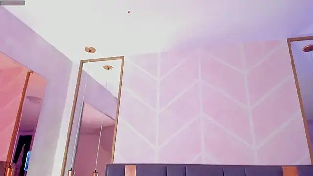 GabyPetit online show from 02-10-26, 07:57