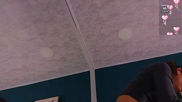 Snapshot of GabyPetit chatting on 09-19-25, 07:51 GabyPetit online show from 09-19-25, 07:51