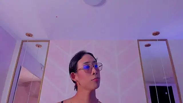 GabyPetit online show from 02-06-26, 07:54