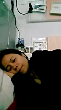 Snapshot of doggiepossession chatting on 03-09-25, 07:01 doggiepossession online show from 03-09-25, 07:01