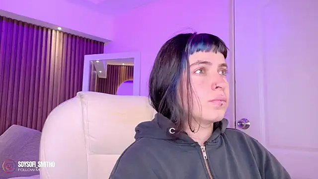 Lucy Smith2 online show from 04-08-26, 04:03