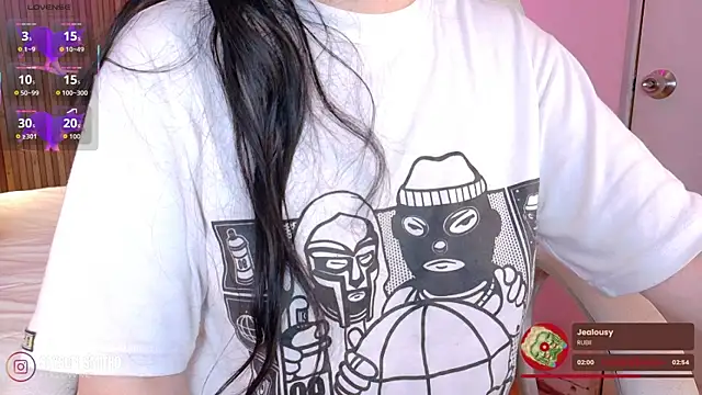 Lucy Smith2 online show from 12-02-25, 04:36