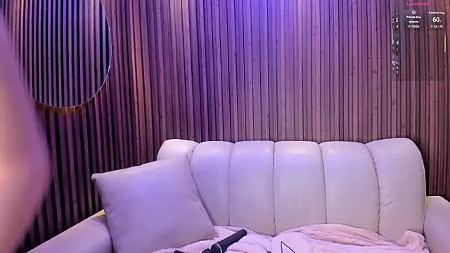 Lucy Smith2 online show from 01-05-26, 07:06