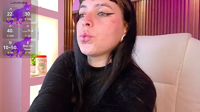 Lucy Smith2 online show from 11-14-25, 03:43