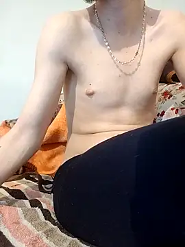 Snapshot of Niyakskhon06bejaia chatting on 02-11-26, 12:38 Niyakskhon06bejaia online show from 02-11-26, 12:38