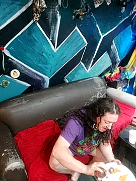Boo-boo kittyfux online show from 10-20-25, 10:21