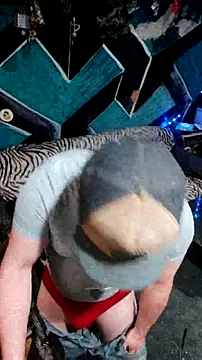 Boo-boo kittyfux online show from 12-18-25, 11:58