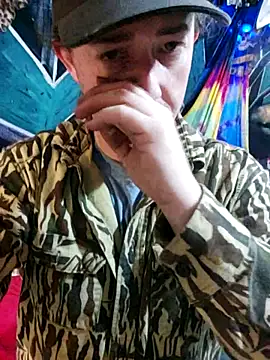 Boo-boo kittyfux online show from 10-22-25, 09:35