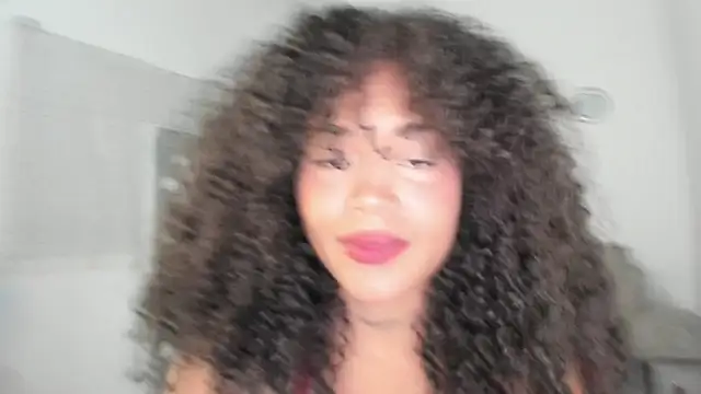 Snapshot of Maria_juliana chatting on 12-03-24, 05:15 Maria juliana online show from 12-03-24, 05:15
